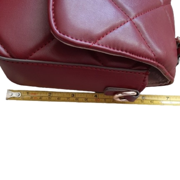 ANN KLEIN 👛 NWOT - Adorable Maroon Handbag for Women - Size: Medium - Picture 14 of 15